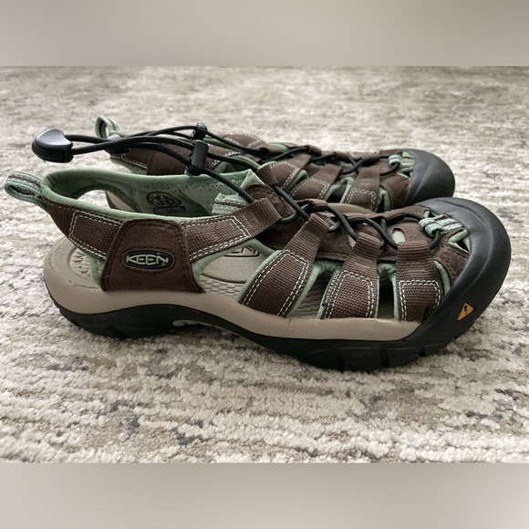 Keen Newport H2 Hiking Water Sandals Womens Size 9 Canton Brown Gorpcore - Picture 3 of 7